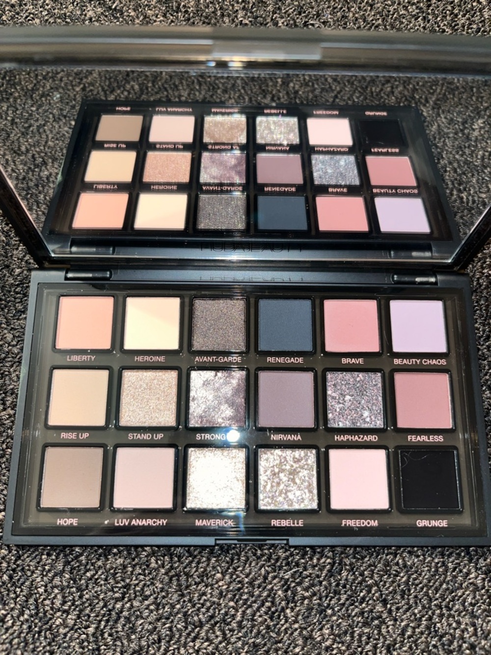 Pretty grunge palette